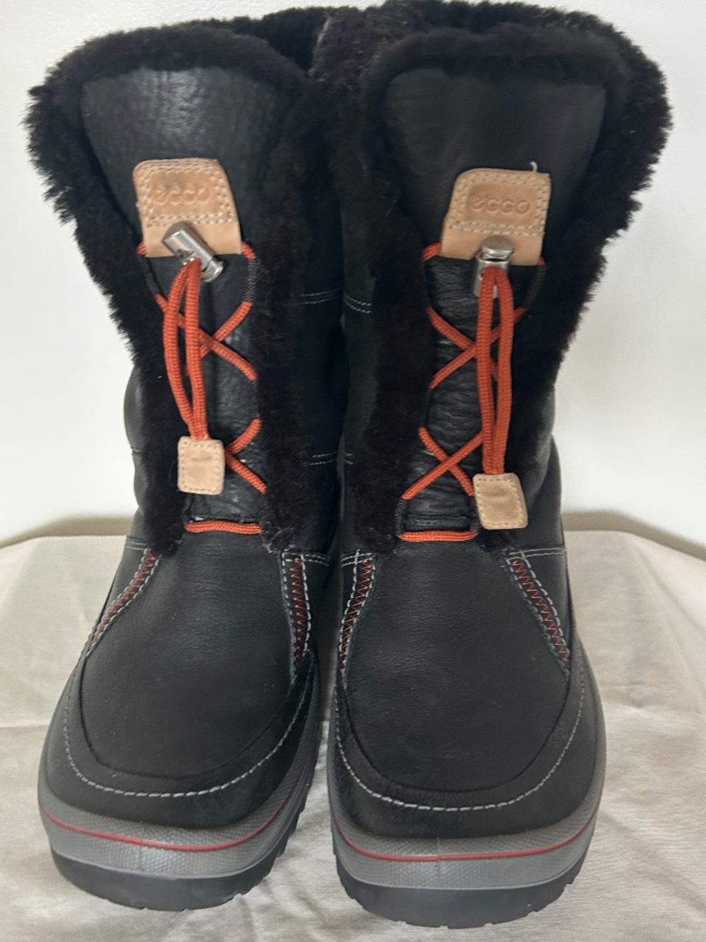 ECCO Trace Hydromax Black Leather Waterproof Winter Boots EU 39 US 8 8.5 NWOT